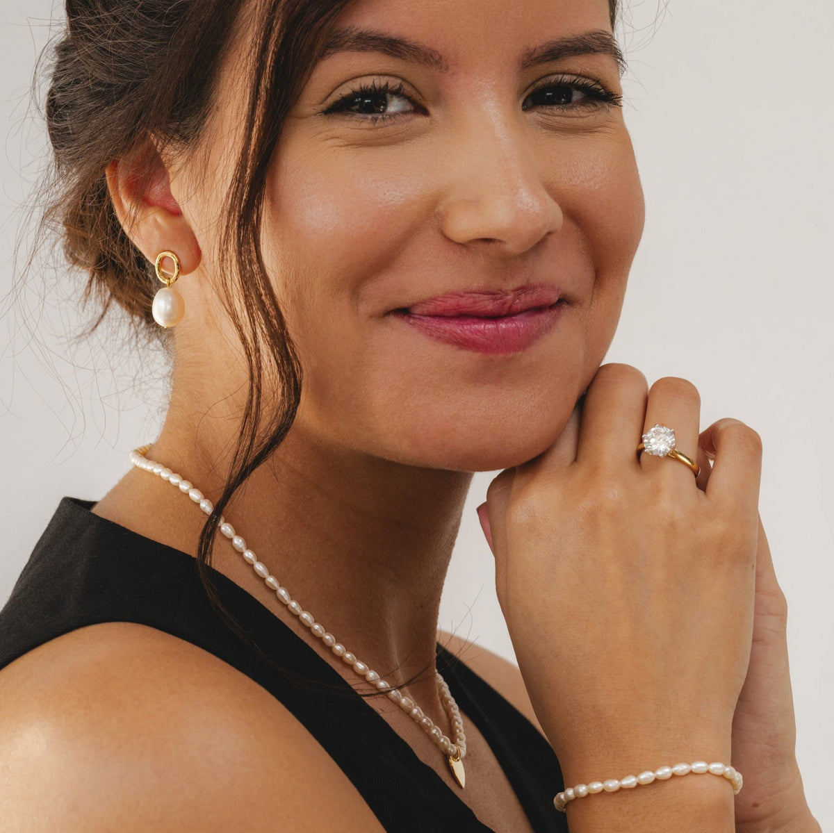 9ct Gold Pearl Drop Earrings