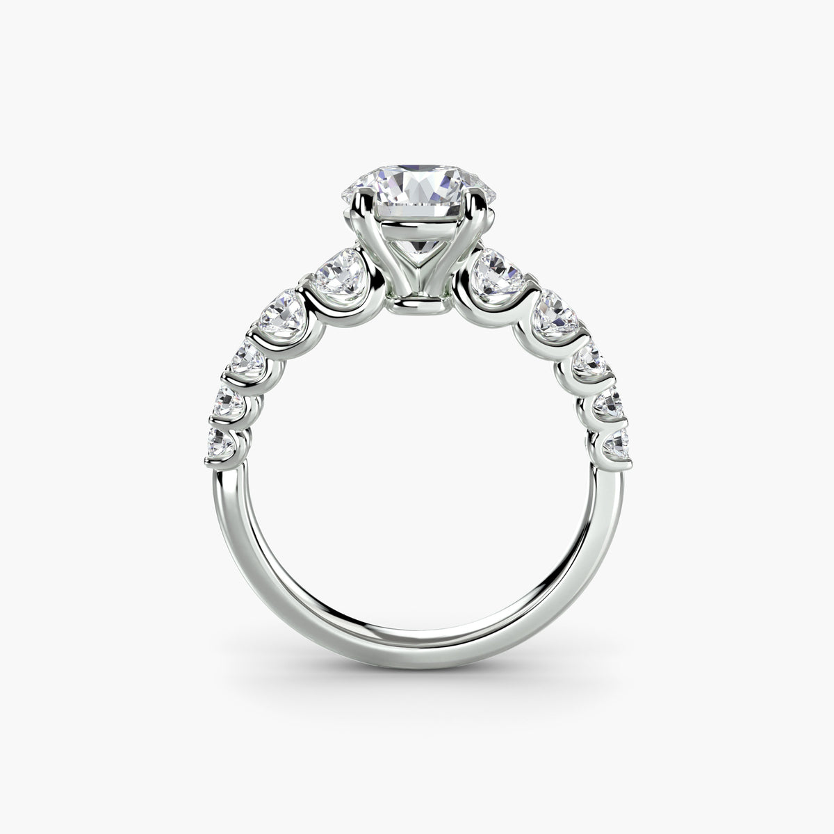 Diamond Solitaire with Graduated Accent shoulders