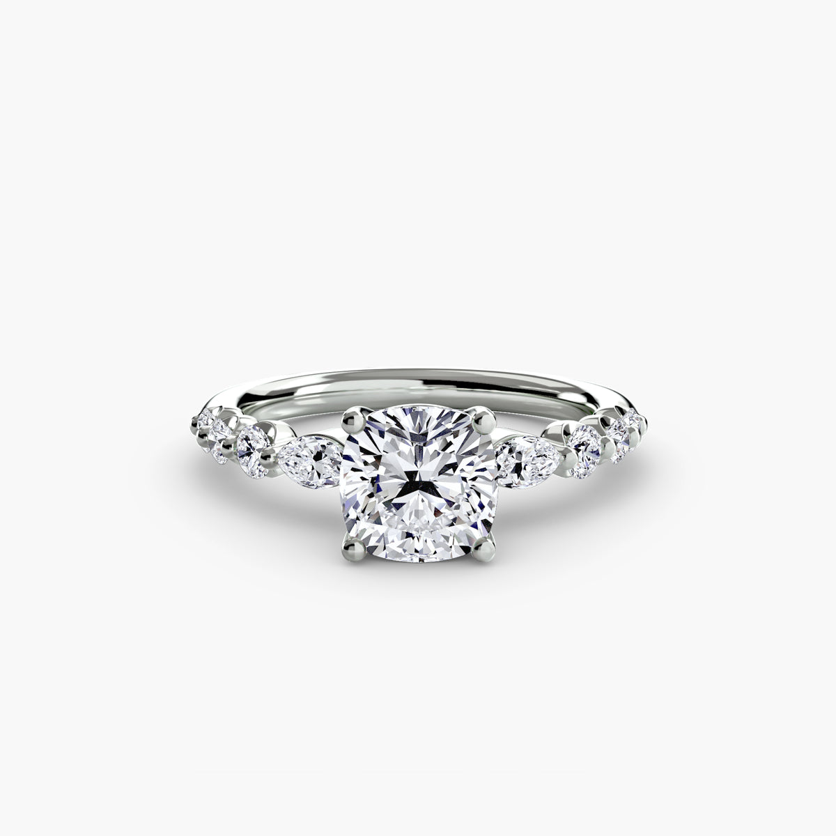 Solitaire ring with fancy sides