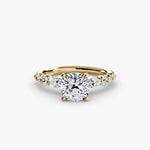 Solitaire ring with fancy sides