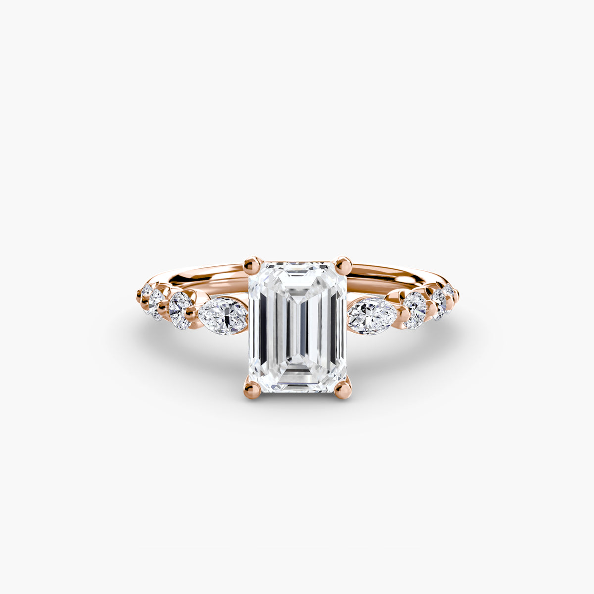 Solitaire ring with fancy sides