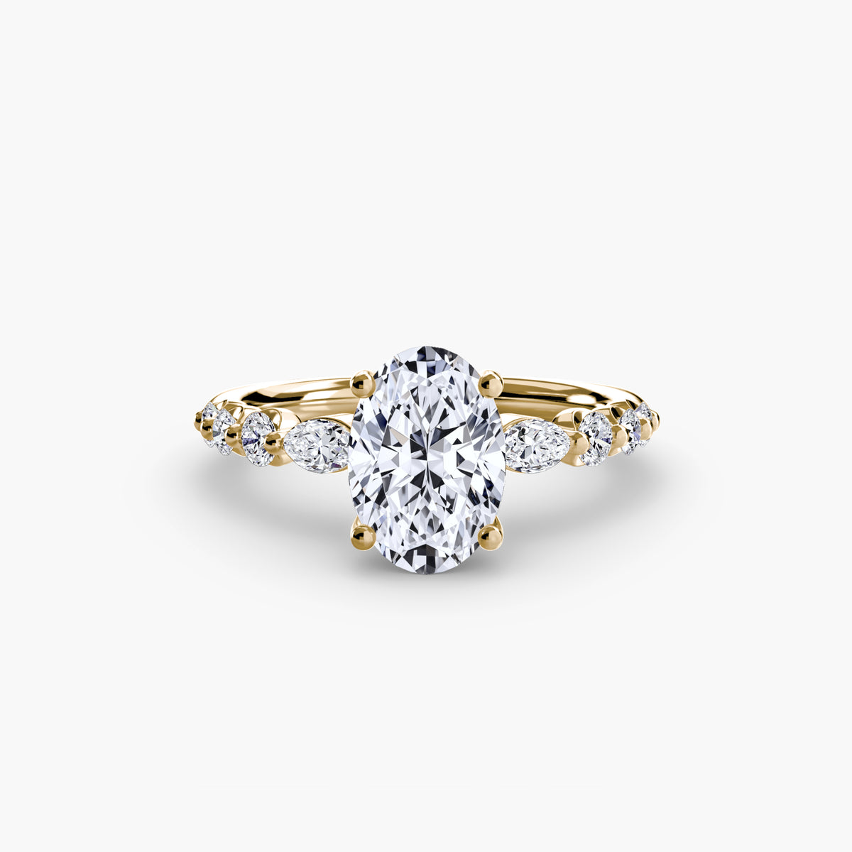 Solitaire ring with fancy sides