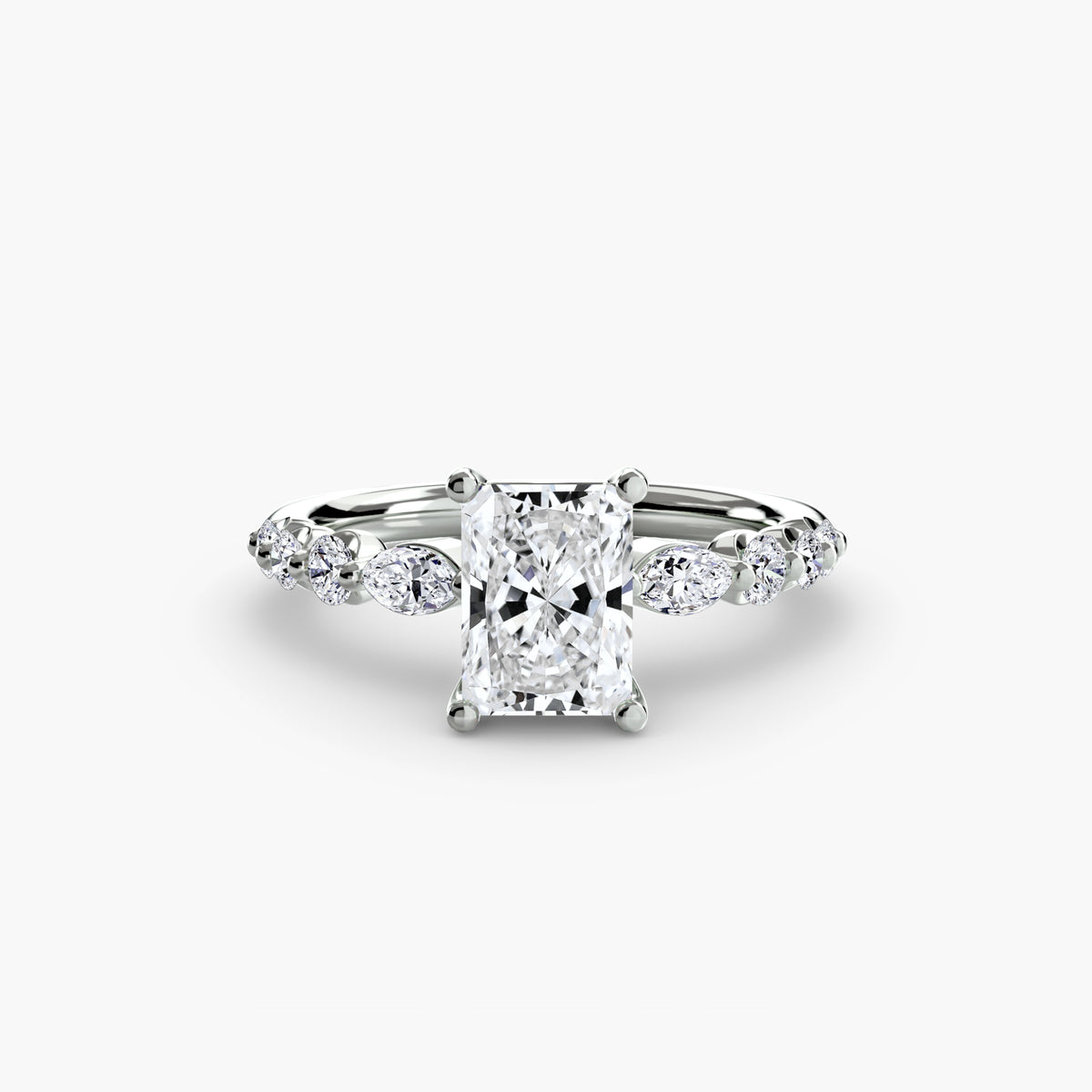 Solitaire ring with fancy sides