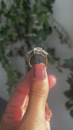 2.6ct Round with tapered Baguettes Diamond Ring 18ct Gold