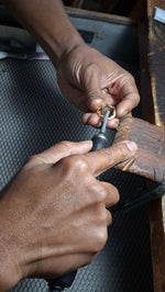 0.53ct Round Lab Diamond set in an organic shape 18ct gold band