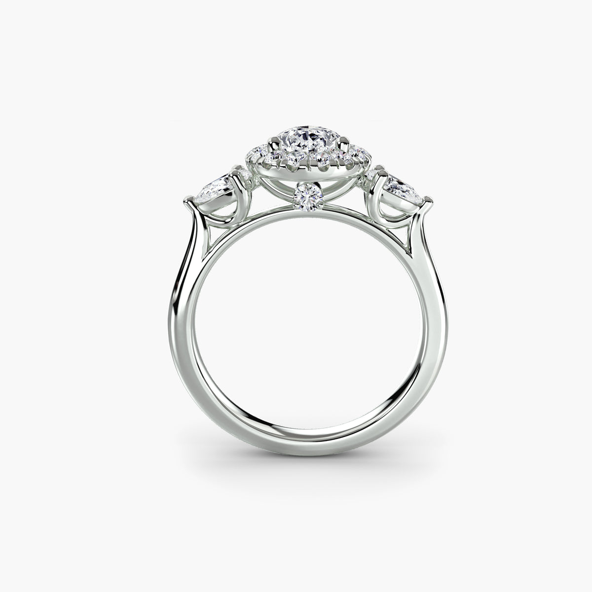 Pear shape Diamond Ring with Halo
