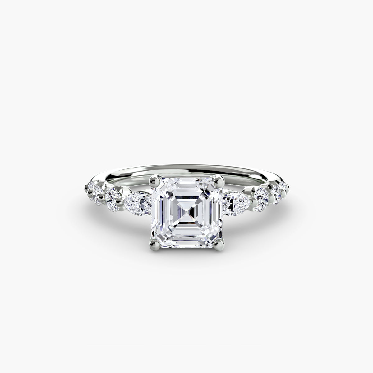 Solitaire ring with fancy sides