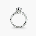 Solitaire ring with fancy sides